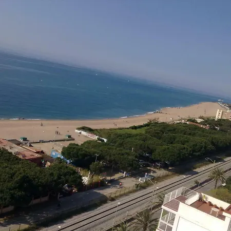 Felicidad Apartment *