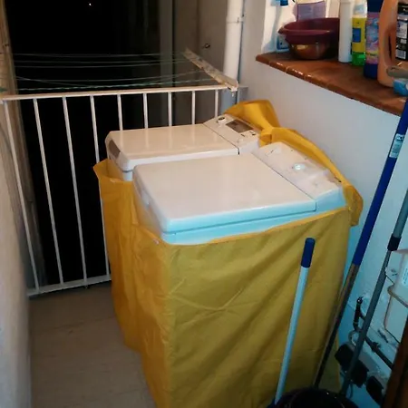 Felicidad Apartment *